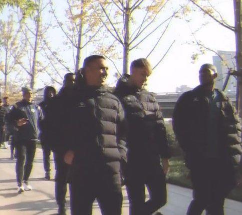 博主：为适应北京寒冷天气，大埔队昨天抵达、今早还进行“晨练”