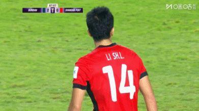 记者：海港错失良机后穆斯卡特并非被“气”走，而是抽空上个厕所