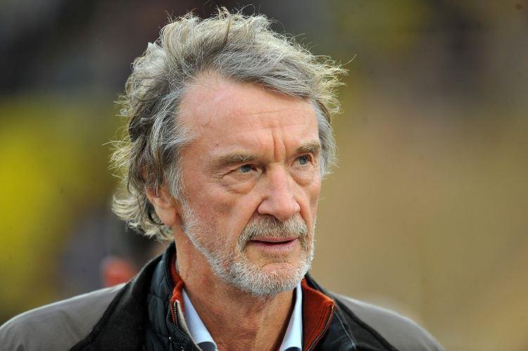 电讯报：曼联正整治员工的社交媒体，希望阻止发布未经授权的内容