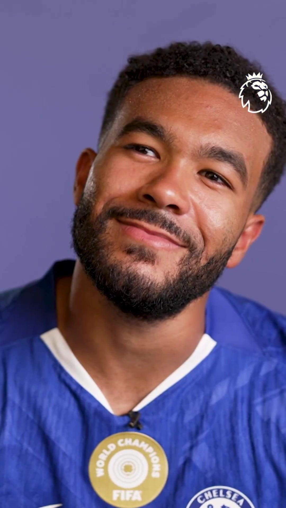 英超官方问球星手机里最出名的联系人是谁，汉密尔顿、诺天王被提