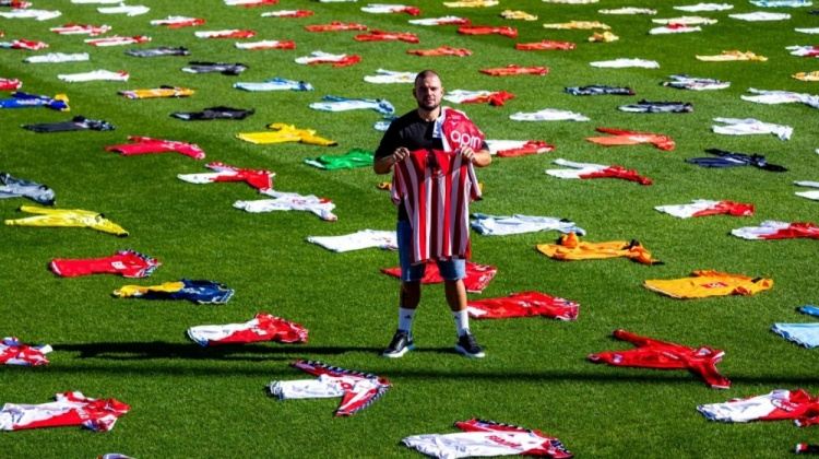 纯粹的热爱！摩纳哥球迷收藏俱乐部球衣多达1146件创纪录