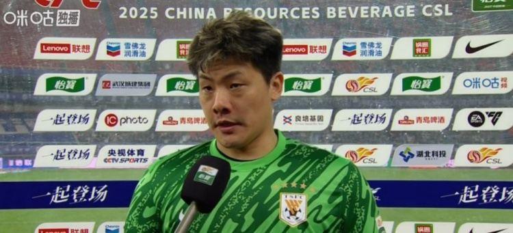 王大雷：九哥回来后带领球队打出泰山的精神，赢了很多关键的比赛