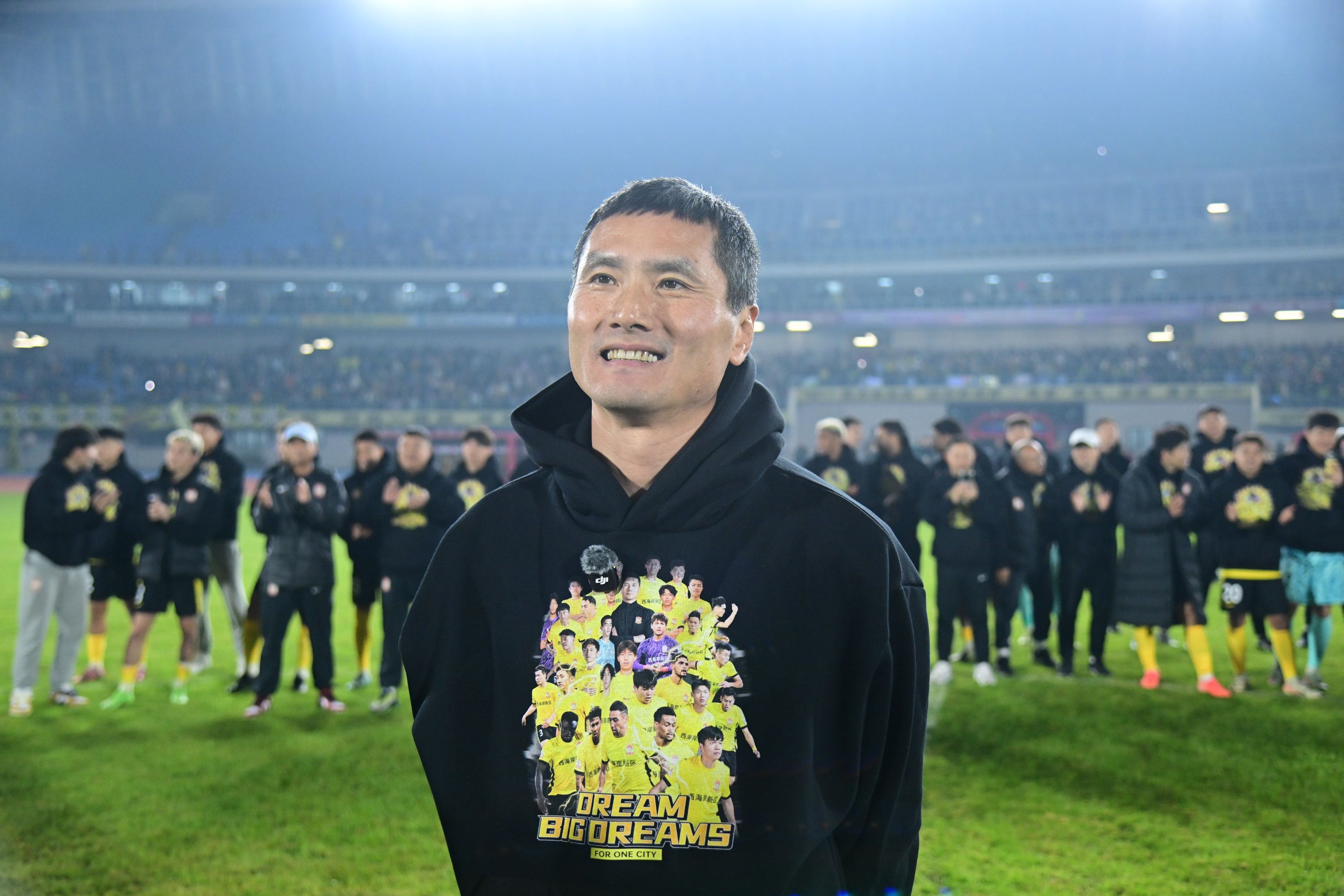 西海岸董事长：祝邵佳一带领国足取得好成绩，希望球迷能多多包容