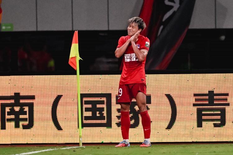 ：梅州后卫茹子楠基本确定加盟国安，李昂将加盟大连英博