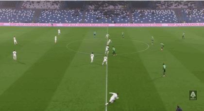 史上最快送点？萨索洛后卫开场5秒送点，转播才刚显示时间