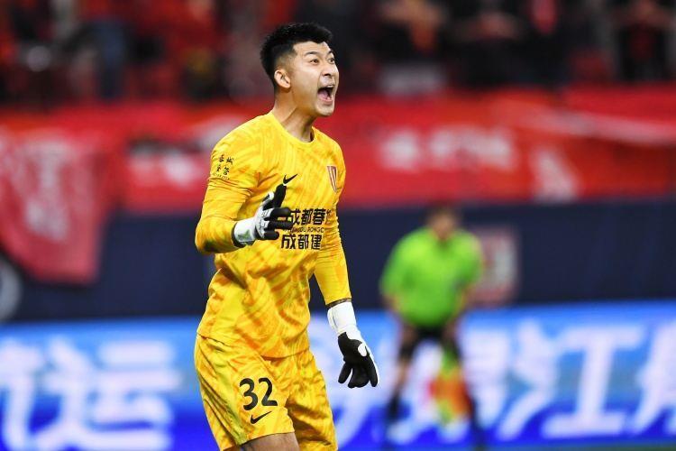 中超年度最佳守门员候选：李昊、刘殿座、赵博入围，颜骏凌落选