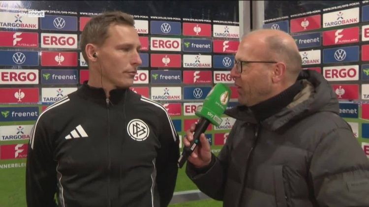 裁判谈点球判罚：塔的手臂扩大了防守面积，凯恩肘部碰到对方面部