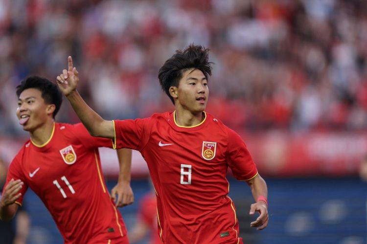 今年中国之队赛事电视端累计观看人次超6亿，预估媒体价值超18亿