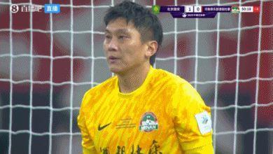 什么情况？法比奥正要罚点球，河南球员闯入禁区抗议球没摆好