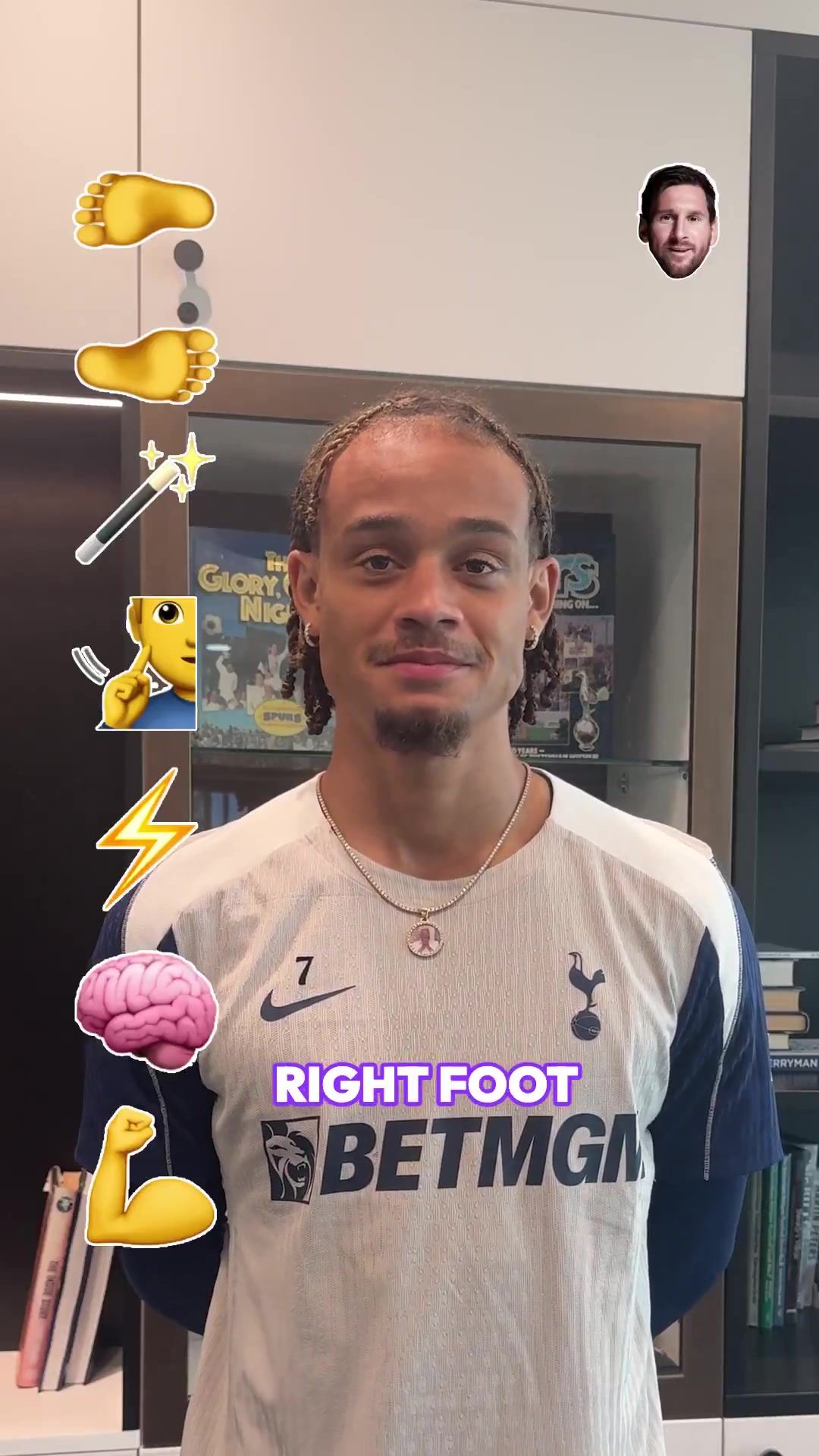 西蒙斯组建完美球员：左脚梅西、右脚 技巧内马尔、速度姆巴佩