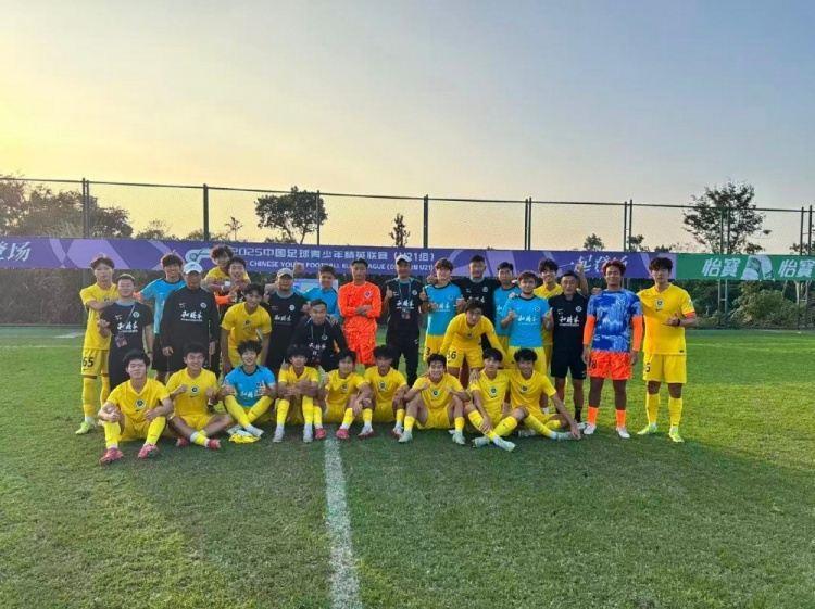 U21联赛决赛阶段第七轮，深圳新鹏城0-1不敌大连英博