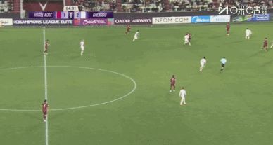 频频出错！蓉城2个丢球都与李扬有关：李扬贴防不紧、送点