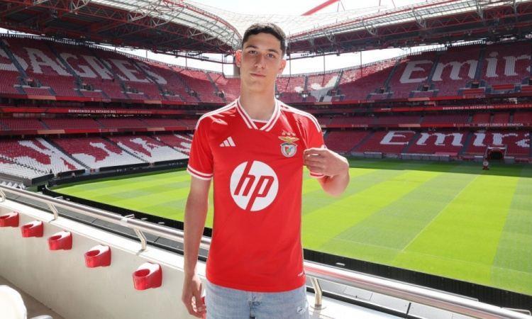 本菲卡首秀球员：穆里尼奥曾开玩笑问我，如果我上场能否应付得了