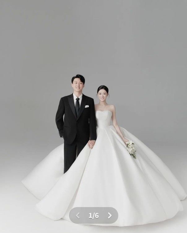 超级甜蜜高准翼更新社媒，晒出和妻子的婚纱照