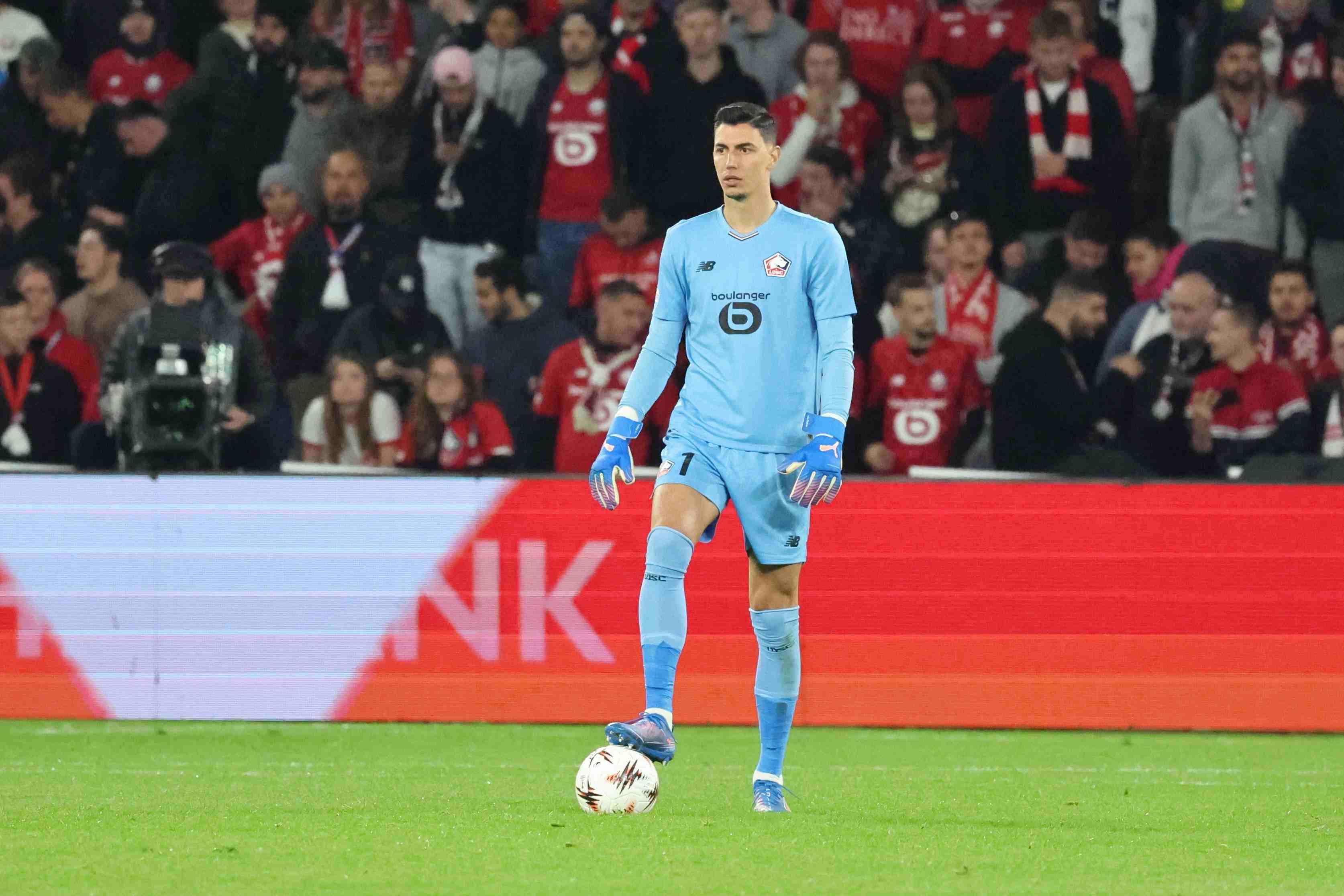 米体：米兰首选和迈尼昂续约，也在关注两位法甲门将雷瑟和厄泽尔