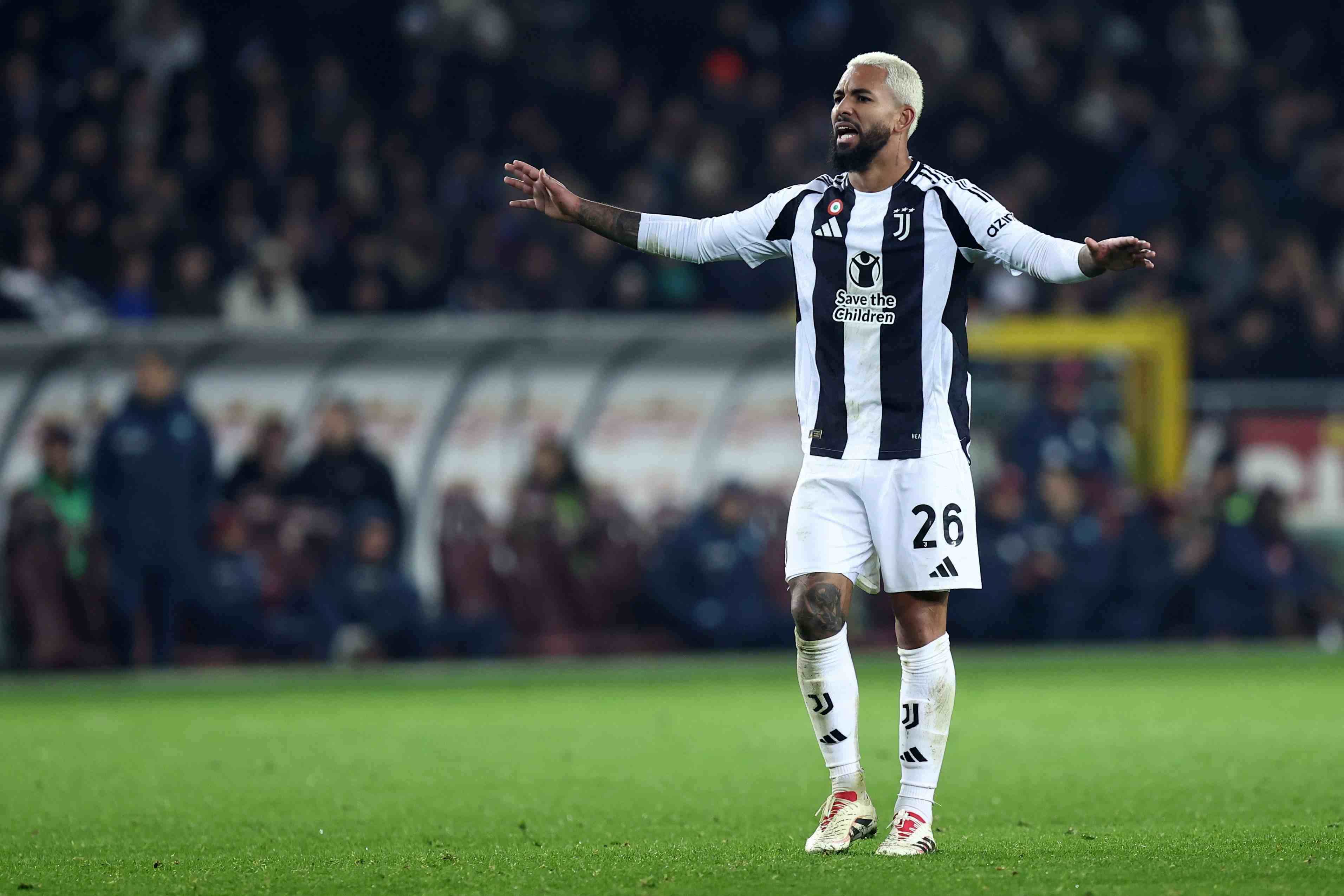 意媒：冈皇和D·路易斯买断条件已达成一半，尤文有望回收5000万