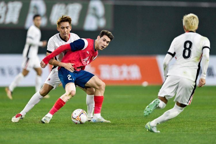 中国香港公布省港杯51人初选名单：13人来自中超中甲，陈晋一领衔