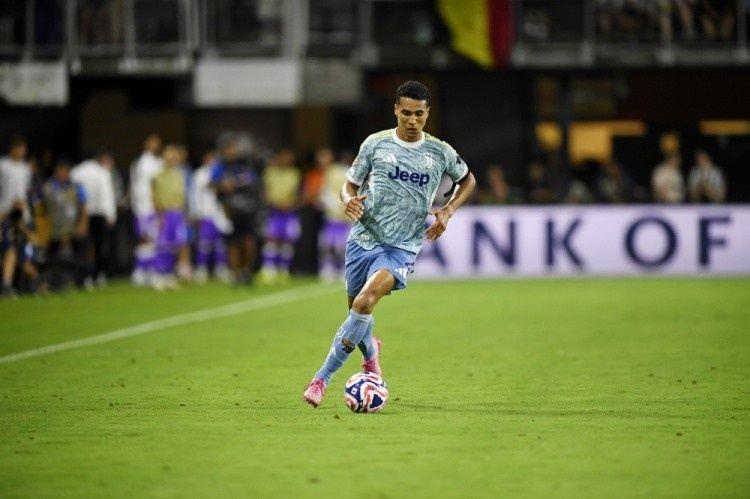 意媒：国米有意前尤文右后卫阿尔贝托·科斯塔，他在今夏离开尤文