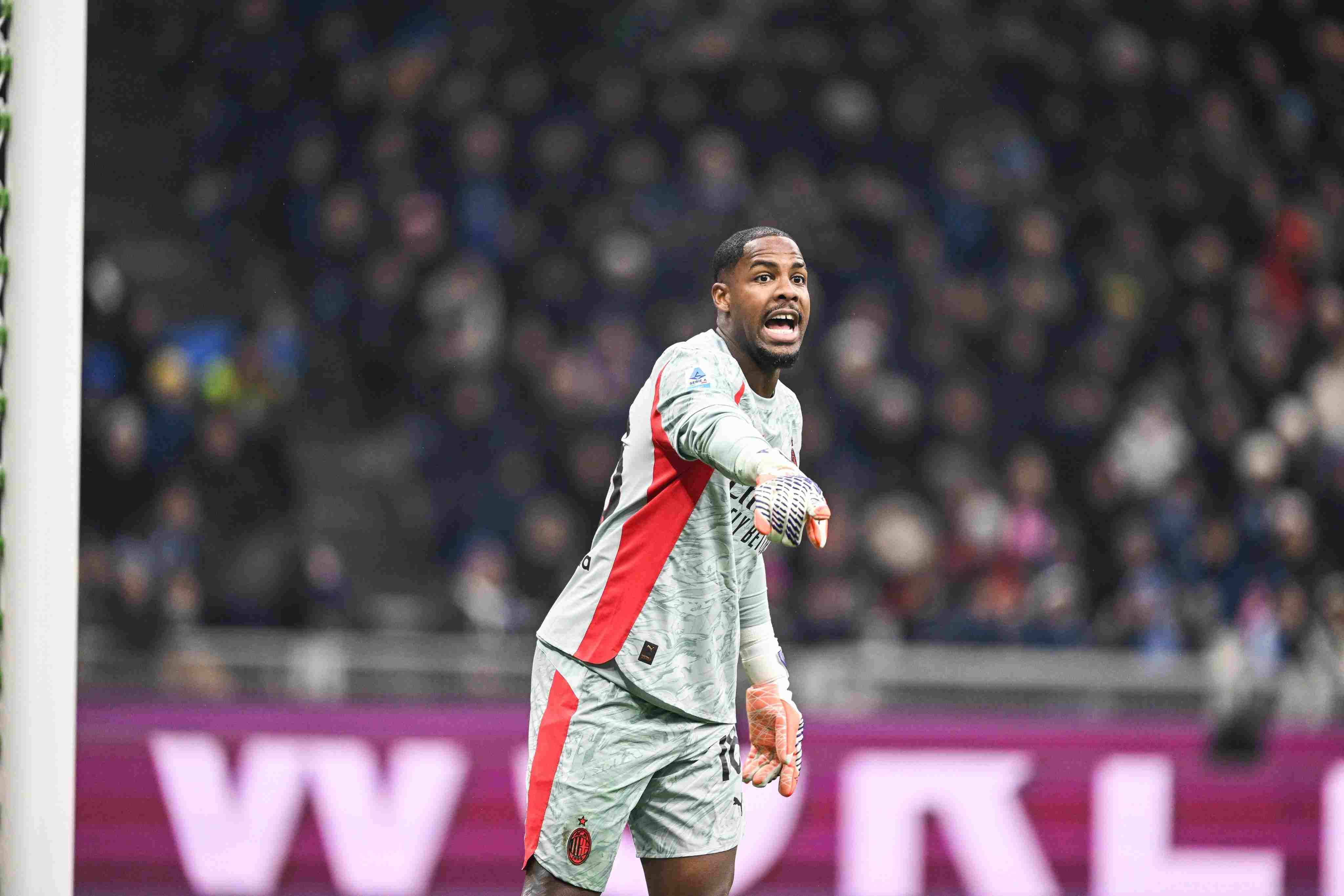 记者：迈尼昂重燃续约米兰的渴望，若成功将提升球迷对俱乐部信心