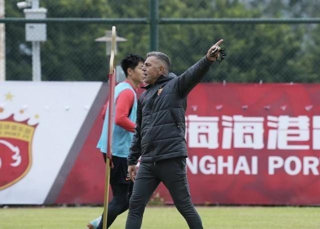 【体坛独家】浙江队谈判2个月为何选中穆斯卡特助手