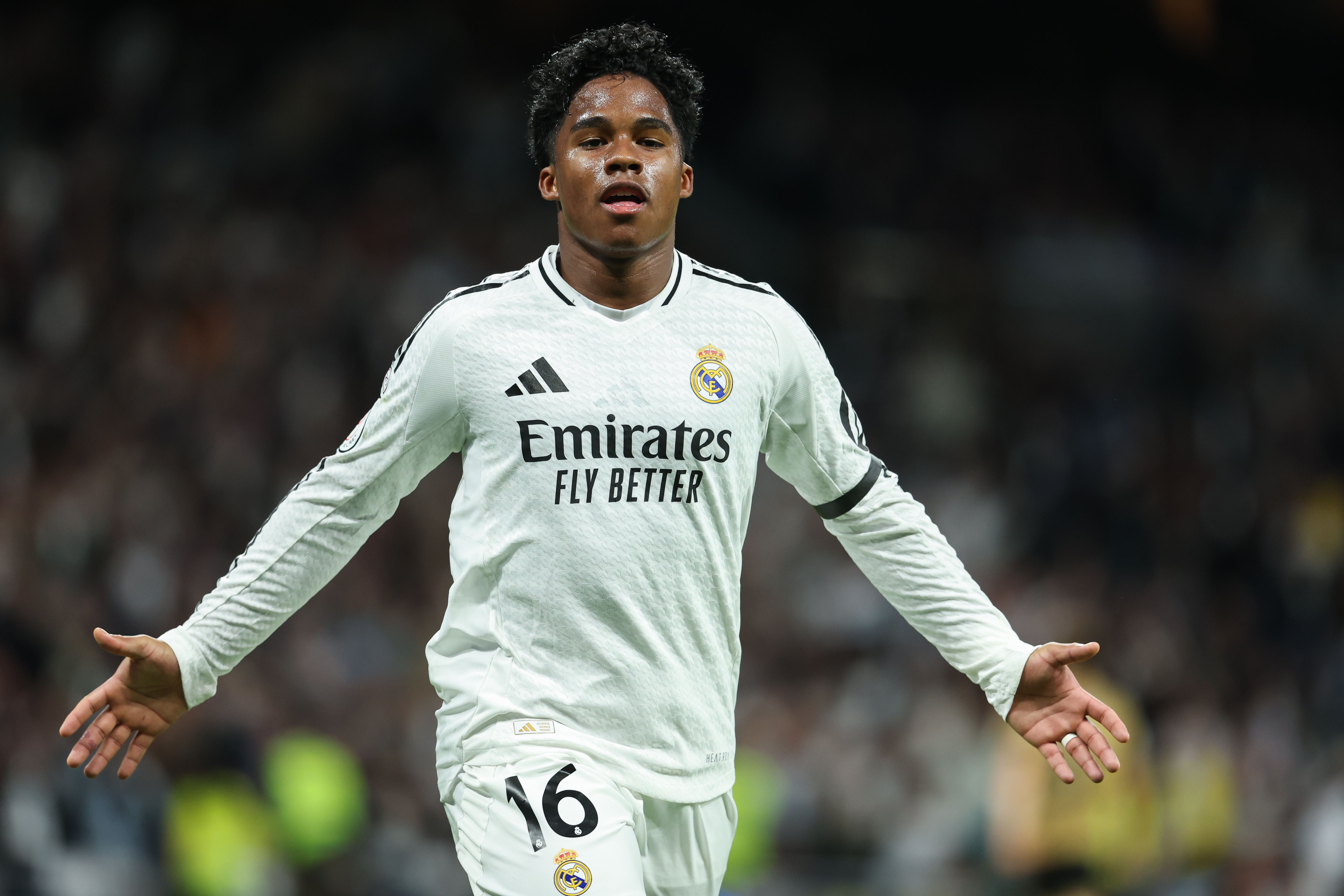 TA：里昂租借恩德里克交易已完成，半赛季若没首发25场将赔偿皇马