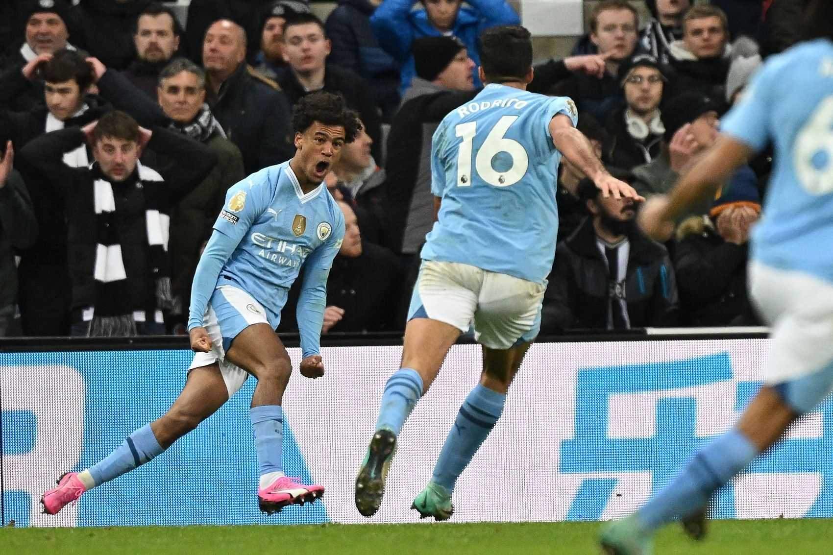 talkSPORT：水晶宫、富勒姆、塞维利亚关注曼城边锋奥斯卡·鲍勃