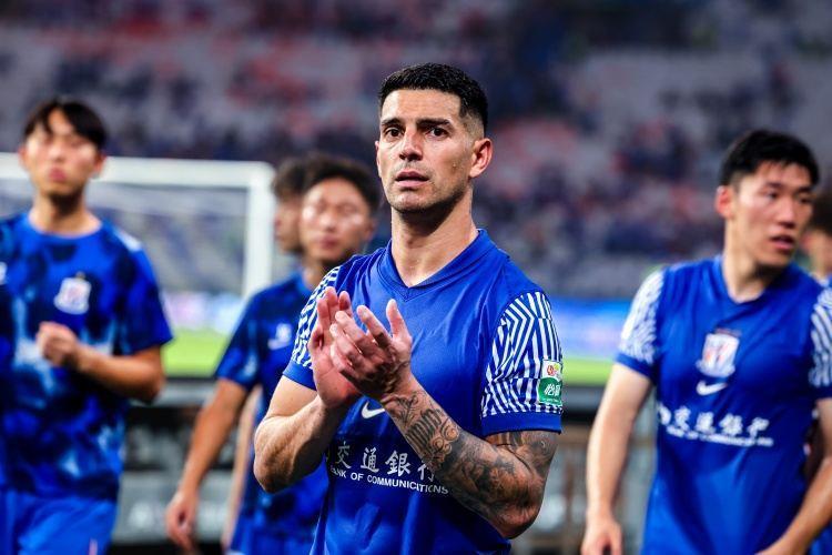 记者：路易斯离开申花基本成事实，教练组根据战术没与其续约