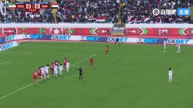 这阿苏埃替补登场禁区内解围击中队友进自家门，苏丹1球领先