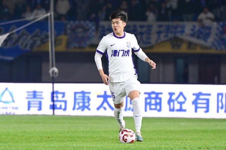 杨梓豪告别津门虎：很幸运一起经历5个赛季 衷心祝愿球队越来越好