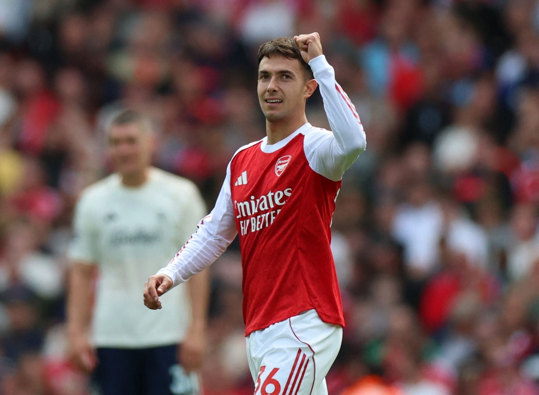 队报盘点夏窗6000万欧以上新援表现：苏维门迪、姆伯莫表现抢眼