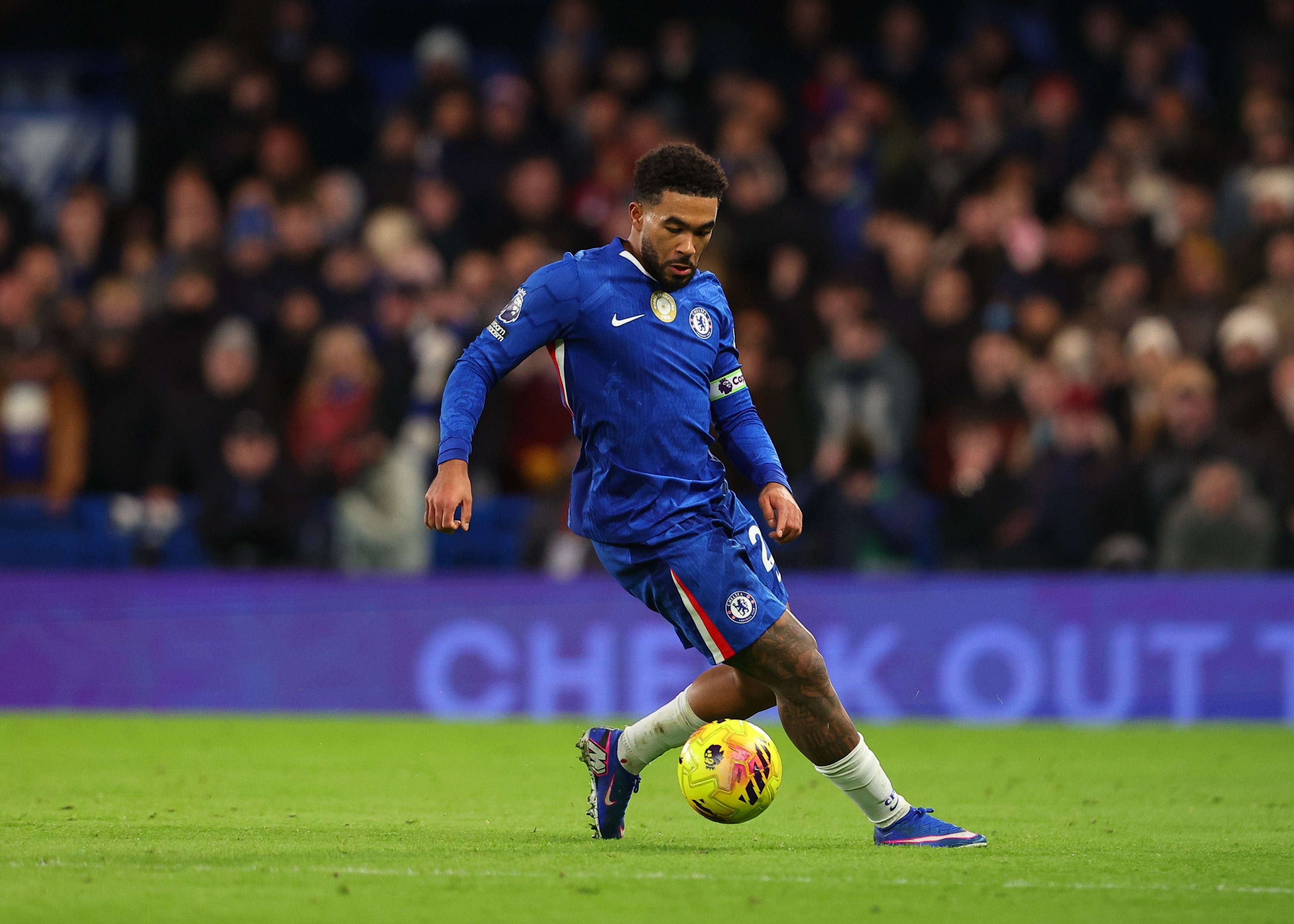 里斯·詹姆斯：曼城是世界最佳之一，比赛不好踢但我们准备好了