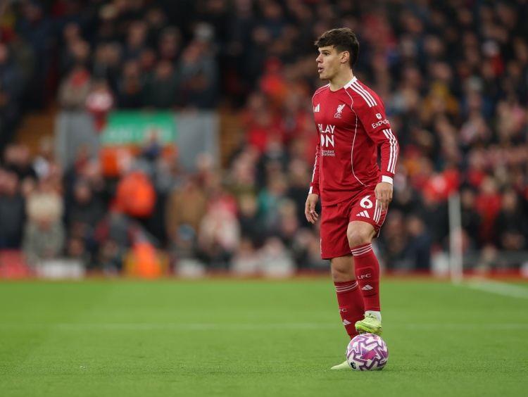 卡拉格：阿诺德像德布劳内踢右后卫，凯尔凯兹像努涅斯踢左后卫