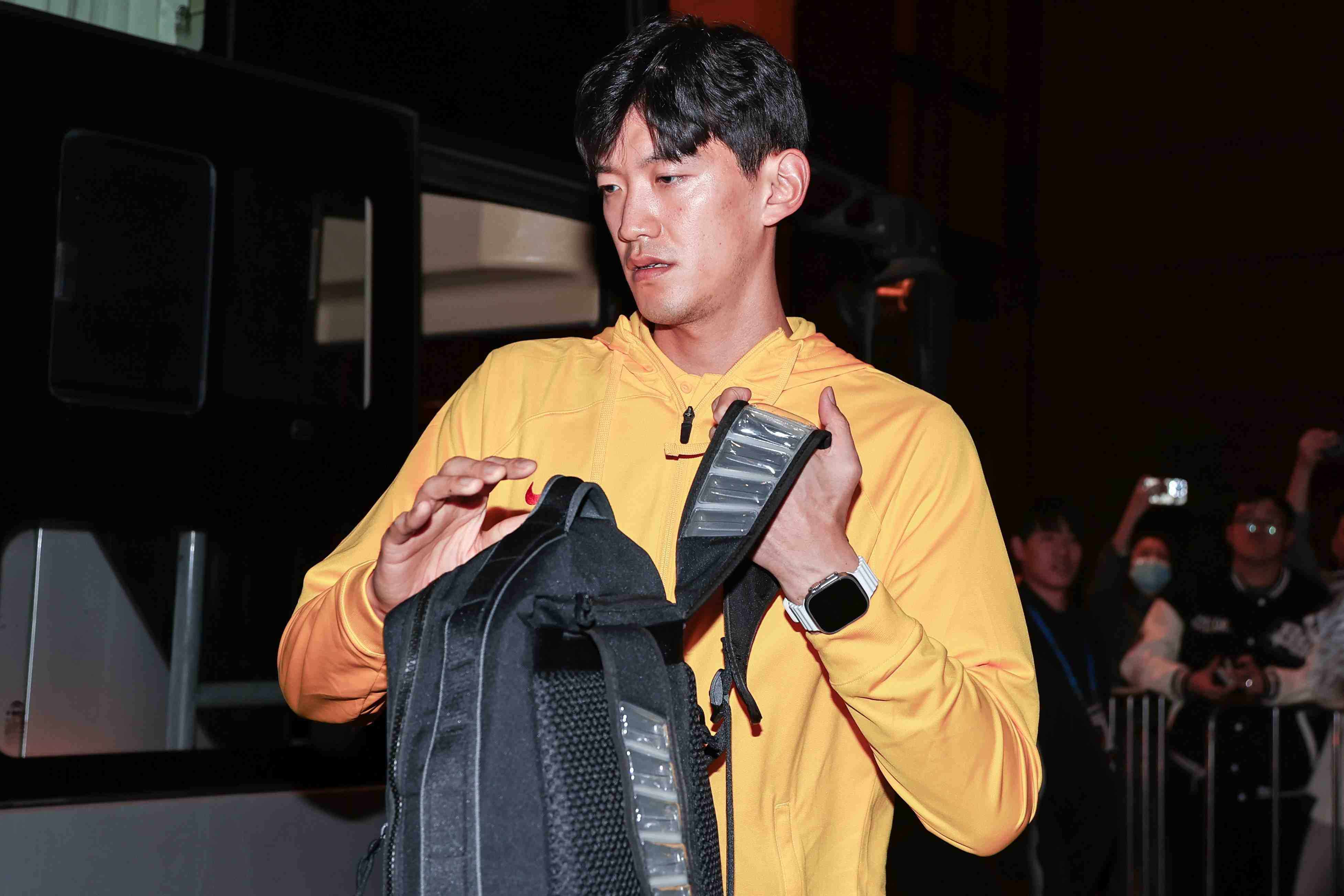 颜骏凌：于汉超上赛季对我还进过球，现在成了国家队教练