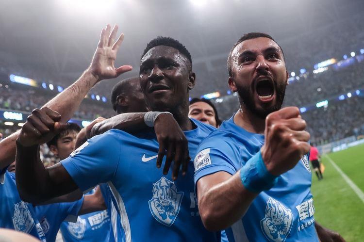 马莱莱：人生就应该快乐 我们努力训练为了新赛季取得更好的成绩