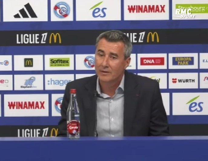 放罗塞尼尔去蓝军被喊下台！斯特拉斯堡主席：你们以为我乐意吗？