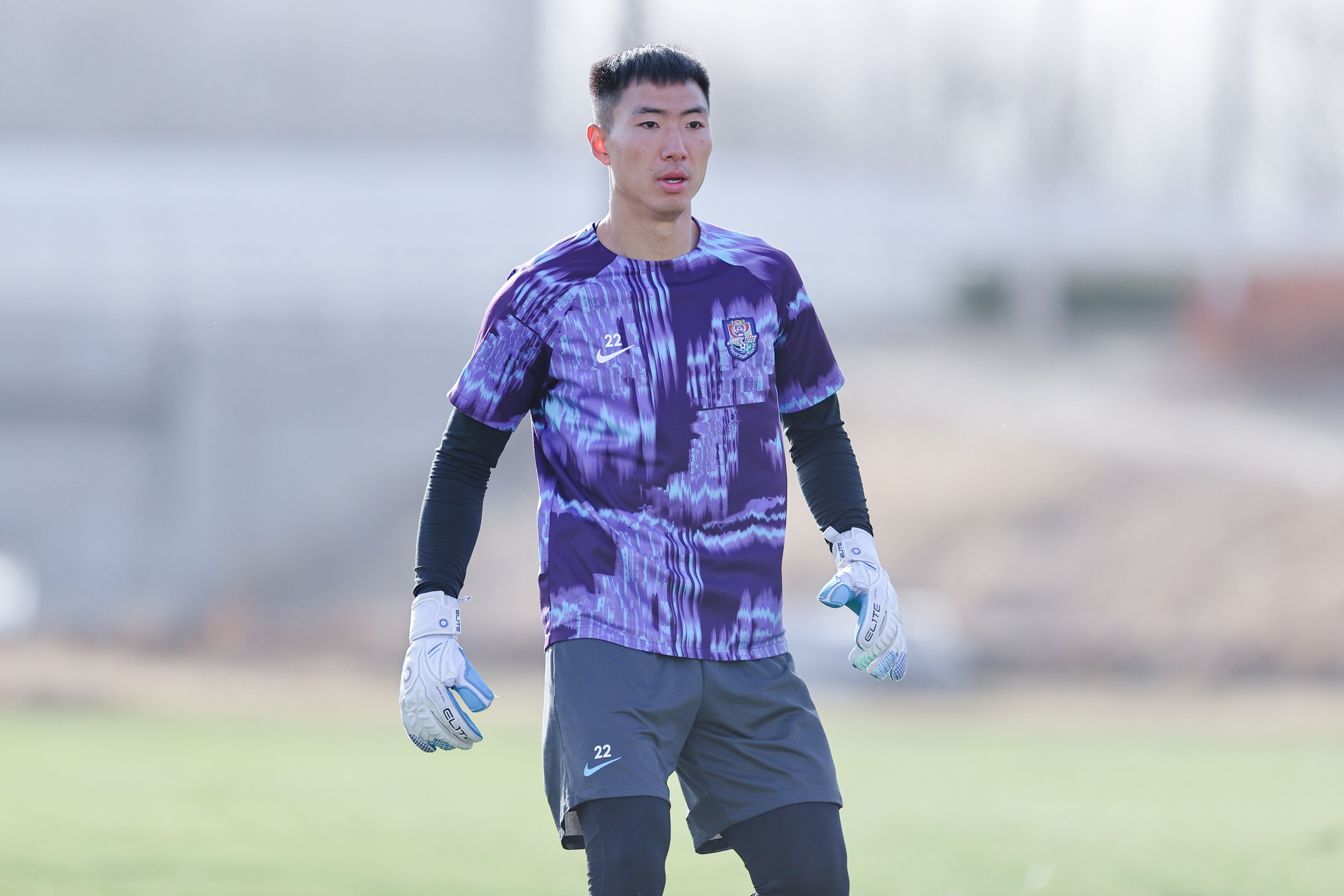 方镜淇告别津门虎：我身后从来不只是有球门，我一辈子都记在心里