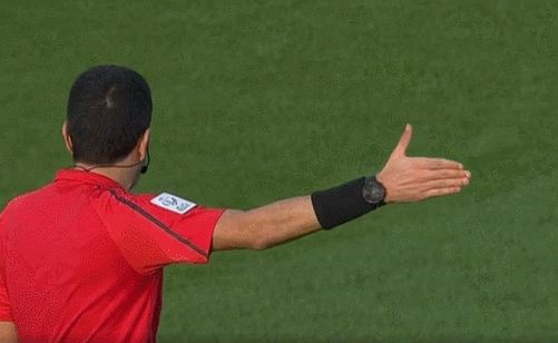 真懵了！补时惨遭绝杀！无缘出线！伊拉克球员输澳大利亚后懵了