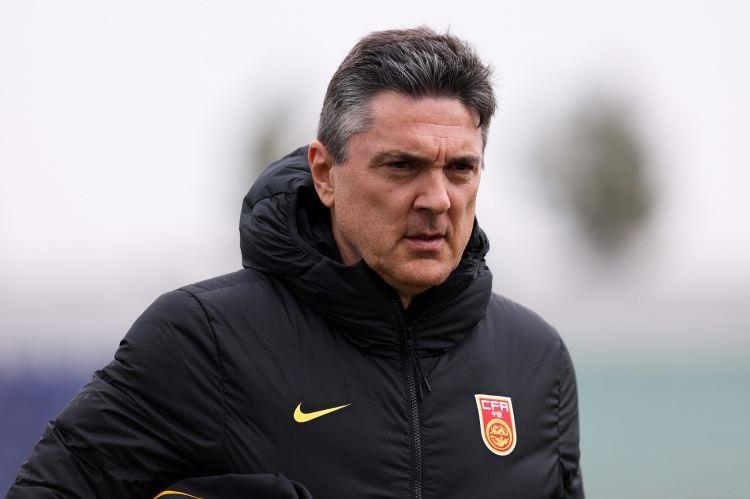 东体：U23国足赢和漂亮难以兼得 足协给了安东尼奥信任和耐心