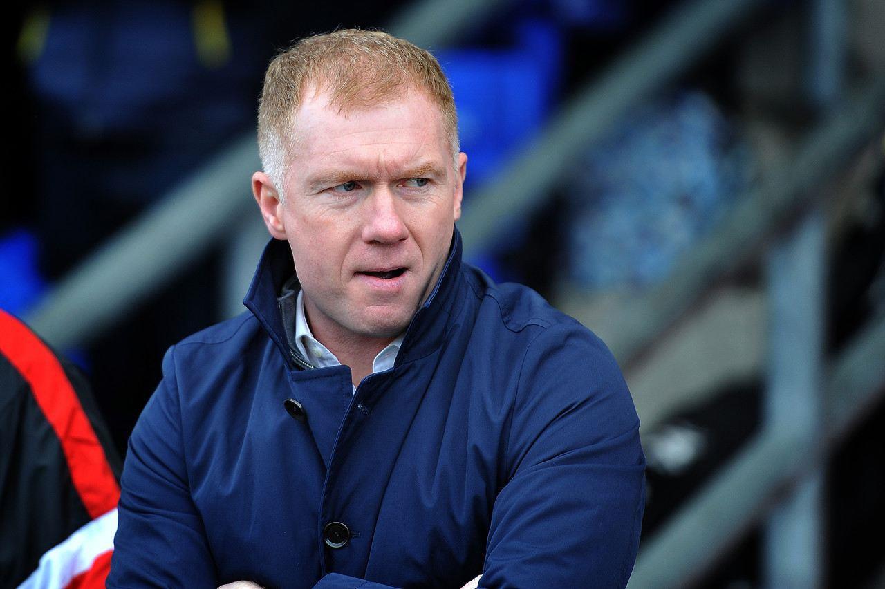 记者：斯科尔斯对利马嘲讽越界，就像基恩对卡里克妻子的低级攻击