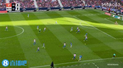 半场-西蒙尼头顶脚踢多次制造威胁 马德里竞技暂0-0阿拉维斯