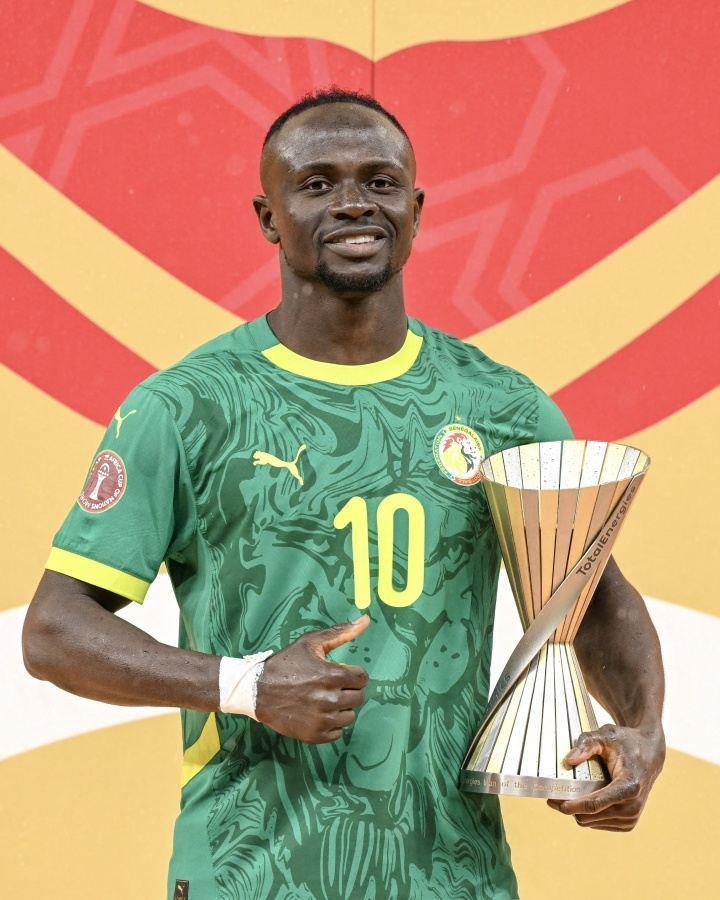 已是传奇！33岁马内收获第2座非洲杯冠军，生涯包揽欧冠英超德甲