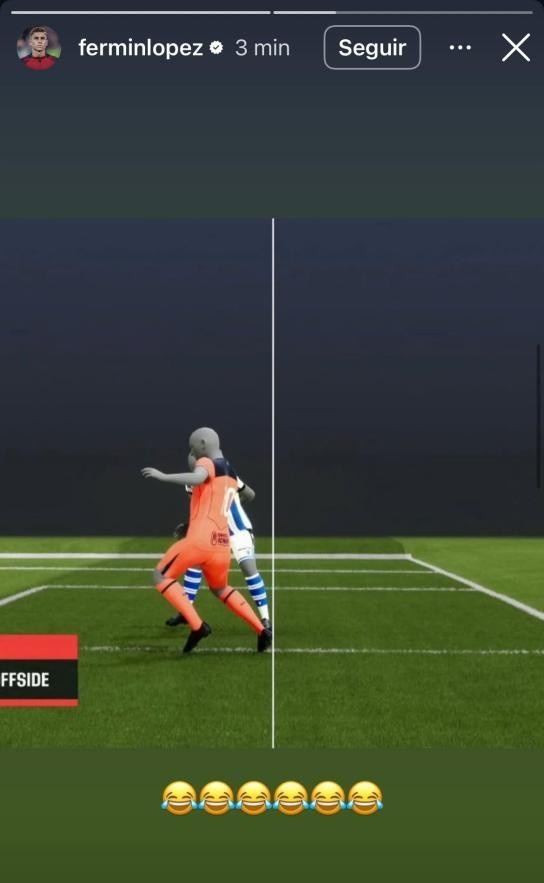 世体：巴萨更衣室对裁判判罚非常不满，认为亚马尔的越位尤其离谱