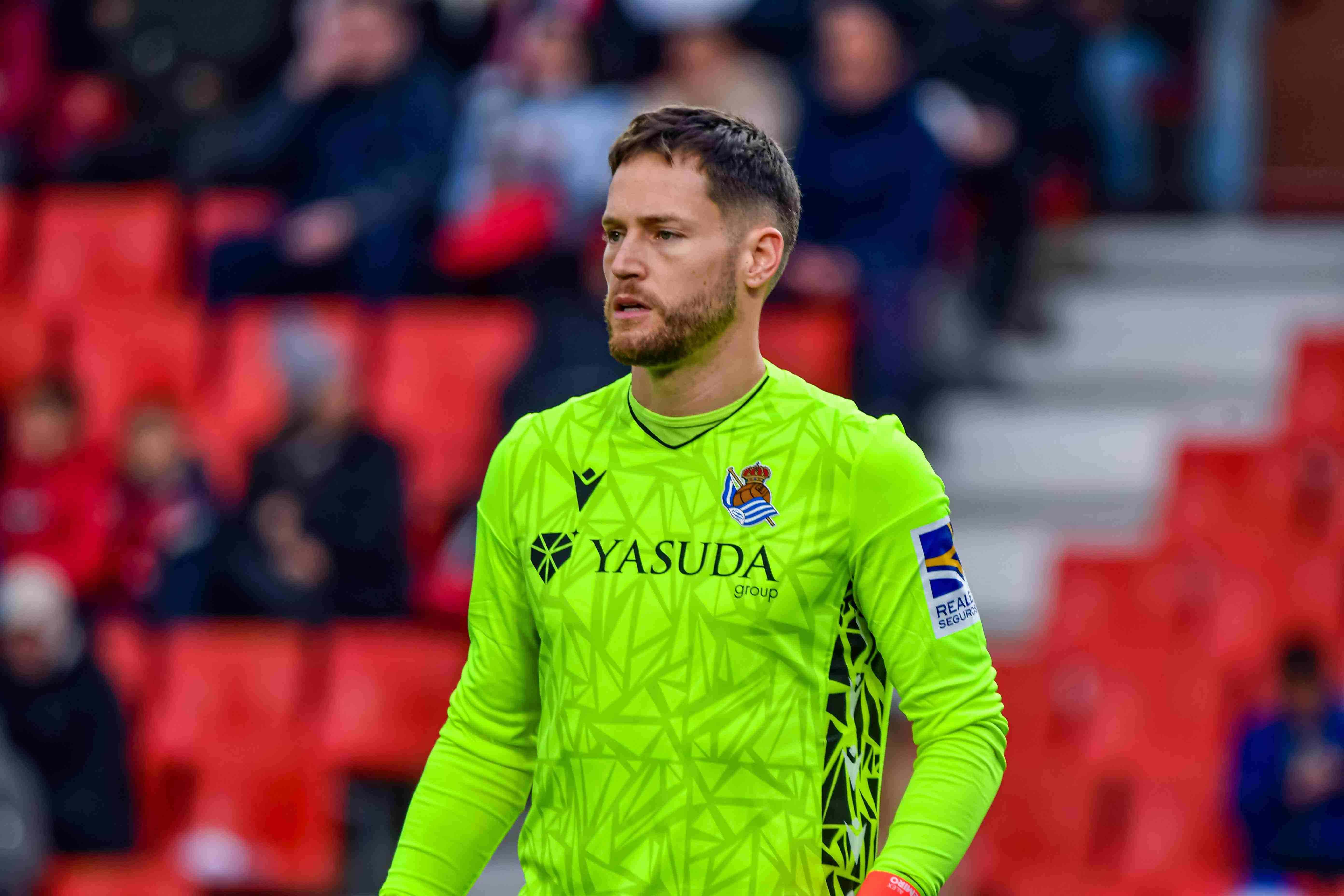 世体：巴萨再度考虑引进皇社门将雷米罗，认为他可和霍安互补