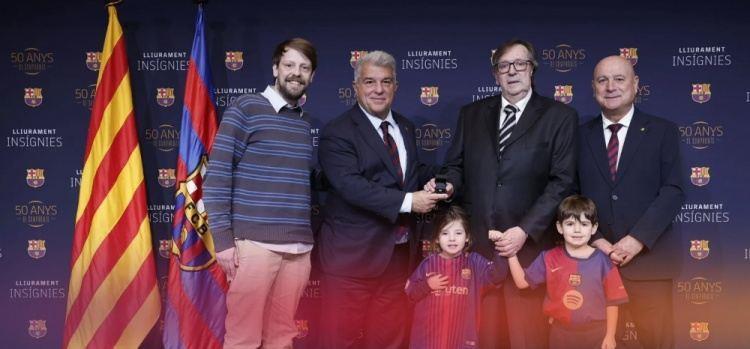 巴萨颁发年度首批金质勋章，37名满50年的会员受到表彰