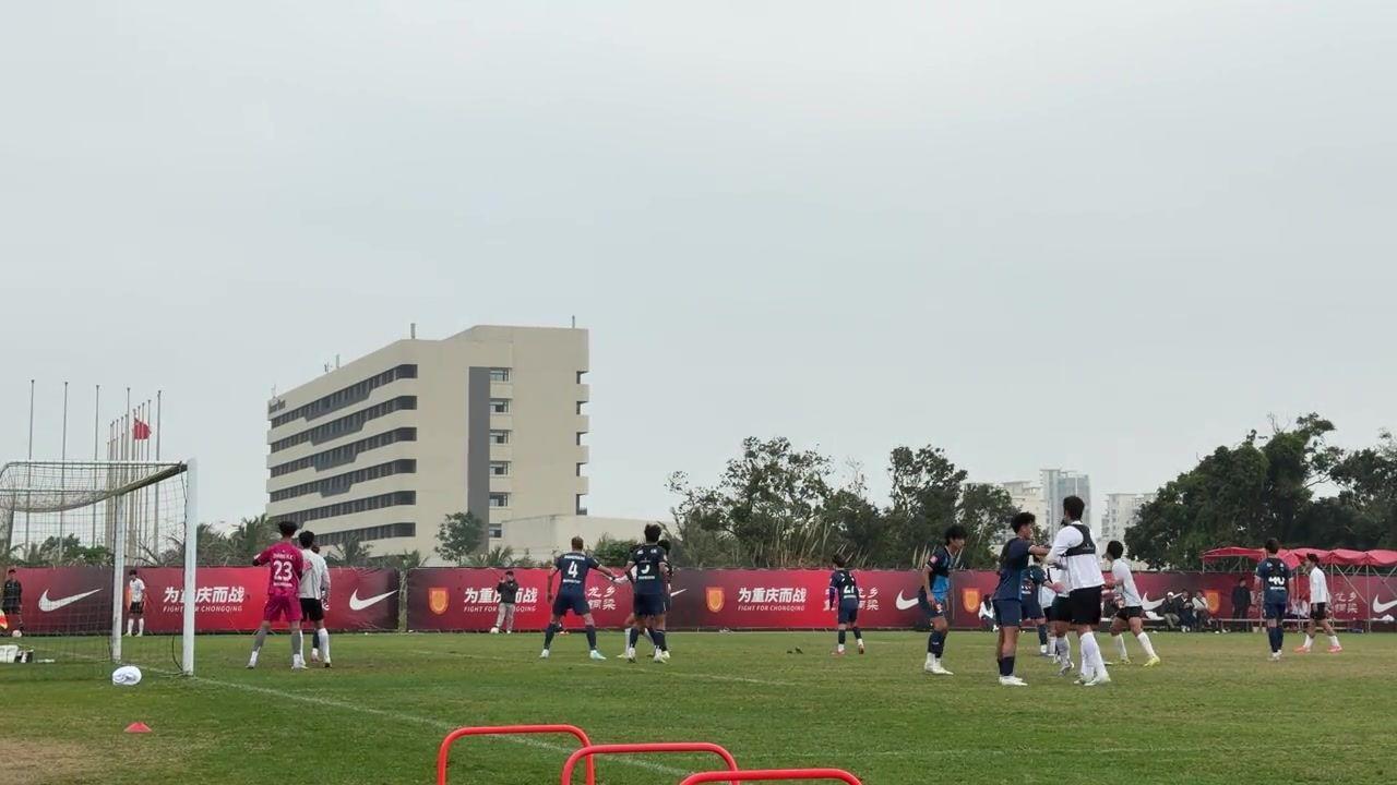 大连英博1-0重庆铜梁龙收获热身赛4连胜，毕津浩头球建功