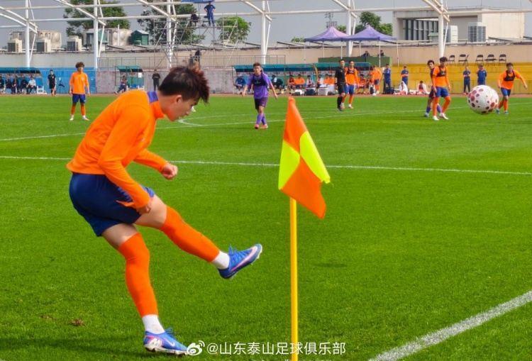 冬训热身赛：山东泰山1-1天津津门虎，买乌郎破门