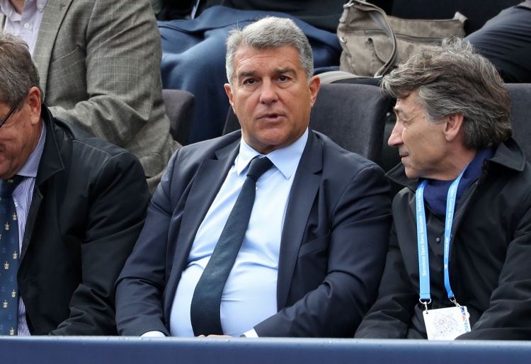 西媒：银行文件显示，巴萨17年间共向内格雷拉支付840万欧元