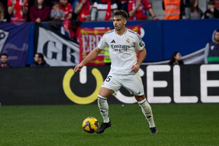 世体：劳尔·阿森西奥出战黄潜存疑，不排除阿拉巴上场的可能