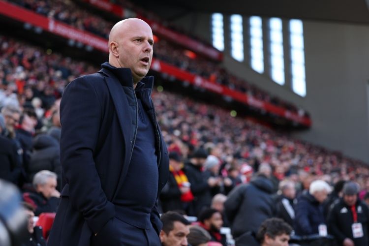 卡拉格谈斯洛特遭批：一些球迷自带优越感；球队阵容构成并不合理