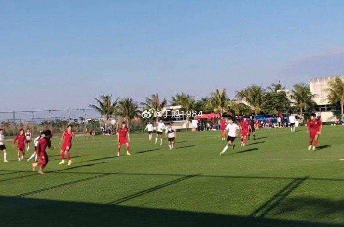 热身赛：大连英博0-6不敌韩国劲旅首尔FC，遭遇冬训首败